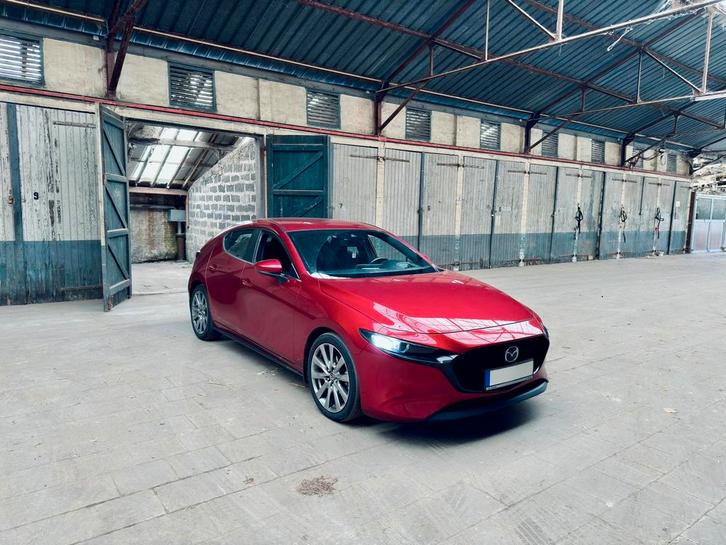 Mazda 3, Autos, Mazda, Particulier, ABS, Caméra de recul, Phares directionnels, Régulateur de distance, Airbags, Air conditionné