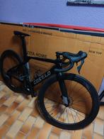 Koersfiets merk costelo, Fietsen en Brommers, Fietsen | Racefietsen, Ophalen, Zo goed als nieuw, 28 inch