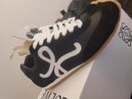 Loewe suède sneakers maat 42 (fits like 42,5), Ophalen of Verzenden, Nieuw, Sneakers