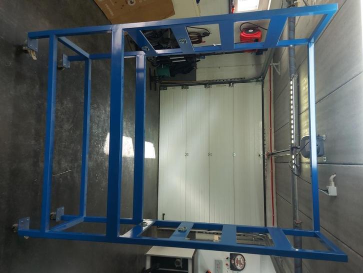 Metalen rek, Huis en Inrichting, Kasten | Stellingkasten, Zo goed als nieuw, Ophalen