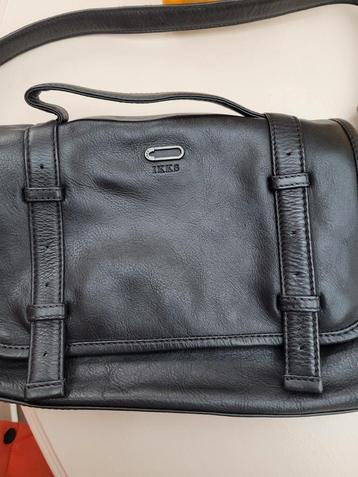 Sac cuir noir IKKS neuf