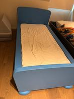 2 blauwe kinderbedden zonder matras, Ophalen, 85 tot 100 cm, Gebruikt, Lattenbodem