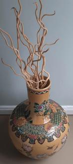 Grand vase en forme de ventre à décor de fleurs et d'oiseaux, Jaune, Poterie ou Porcelaine, Comme neuf, Enlèvement