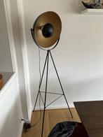 Staanlamp, Huis en Inrichting, Lampen | Vloerlampen, Ophalen, Gebruikt, Metaal, Modern