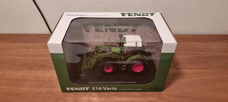 Fendt 516 Vario met voorlader Universal Hobbies, Hobby en Vrije tijd, Modelauto's | 1:32, Zo goed als nieuw, Universal Hobbies