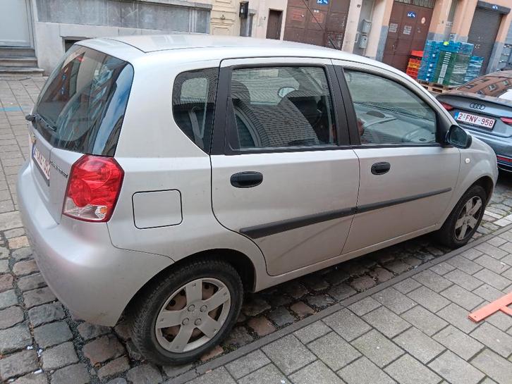 Chevrolet Kalos, Auto's, Chevrolet, Particulier, Kalos, Benzine, Euro 4, 5 deurs, Handgeschakeld, Zilver of Grijs, Ophalen