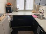 Volledige keuken met oven en aparte tafel, Huis en Inrichting, Keuken | Complete keukens, Ophalen, Gebruikt, Bruin, Hoekkeuken