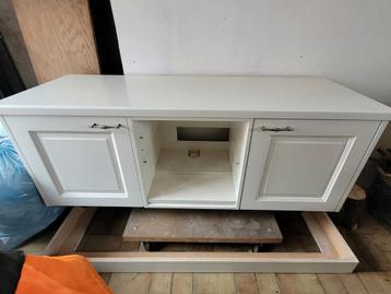 Tv meubel wit, 150 lang 50 breedt en 52 hoog, Ophalen, Gebruikt, Eikenhout, 50 tot 100 cm