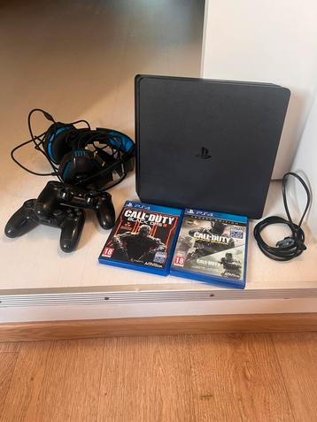 PS4 - met 2 controlers en headset, 500 GB, Enlèvement ou Envoi, Comme neuf, Avec jeux