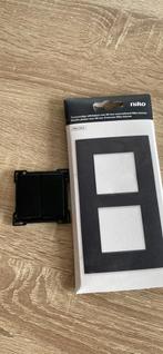 Afdekplaatje tweevoudig Niko (Matt zwart) en 2 schakelaars, Doe-het-zelf en Bouw, Ophalen, Nieuw, Overige typen