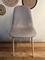 4 chaises en tissu et pieds en bois., Ophalen, Hout