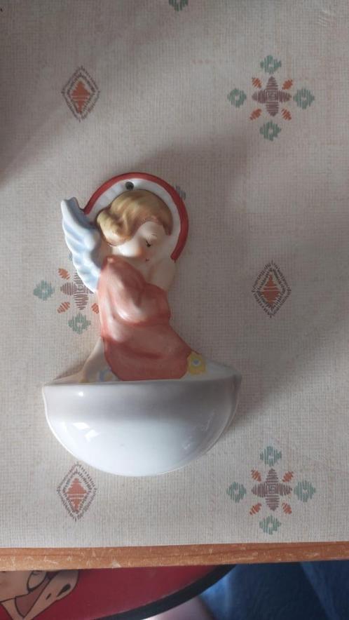 Engeltje voor wijwater  (Goebel), Antiek en Kunst, Antiek | Religieuze voorwerpen, Ophalen of Verzenden
