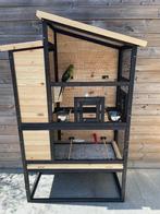 Mooie buitenvolière te koop, Dieren en Toebehoren, Vogels | Hokken en Kooien, Ophalen, Nieuw, Hout, Volière