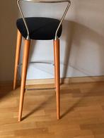 Barkruk / hoge stoel design, Huis en Inrichting, Barkrukken, Hout, Zo goed als nieuw, Ophalen, 1 kruk