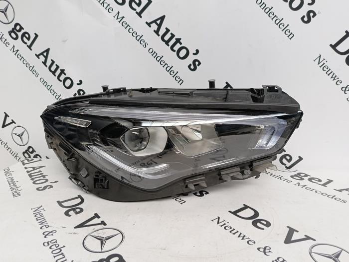 Koplamp rechts van een Mercedes CLA, Auto-onderdelen, Verlichting, Mercedes-Benz, Gebruikt, 3 maanden garantie, Ophalen of Verzenden