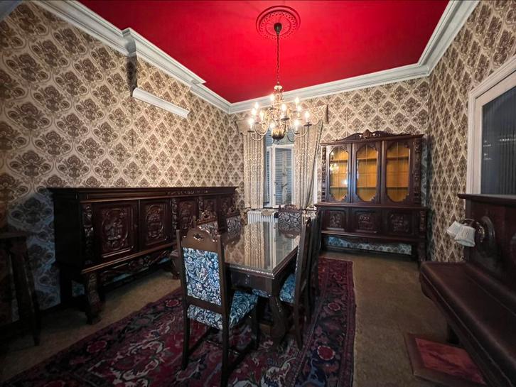 Antieke eetkamer set – massief hout, prachtig houtsnijwerk, Antiek en Kunst, Antiek | Meubels | Kasten, Ophalen