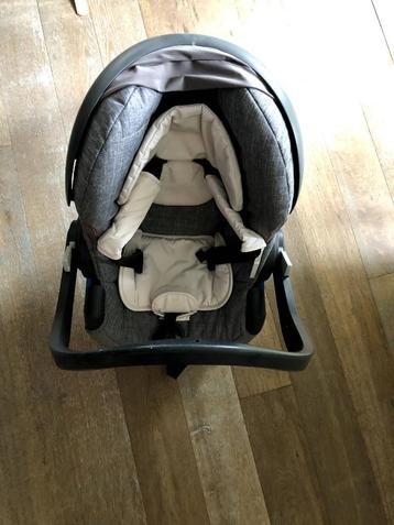 Autostoel Stokke + Isofix beschikbaar voor biedingen
