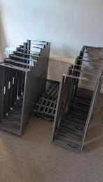 Ahrend uittrekframes, Ophalen