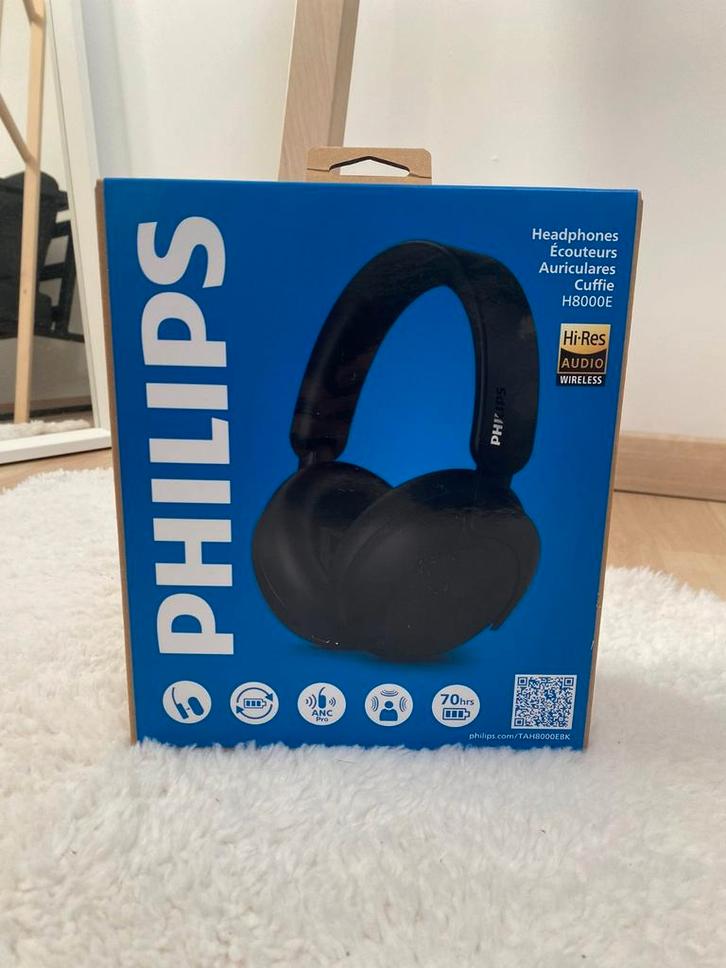 Nieuwe koptelefoon merk Philips   nieuwprijs is 150eur, Audio, Tv en Foto, Hoofdtelefoons, Over oor (circumaural), Philips, Ophalen