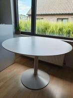 Ronde witte tafel 'Ibiza' van Weba, Ophalen, Gebruikt, Rond, Vier personen