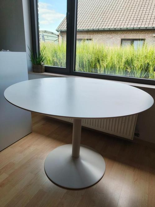 Ronde witte tafel 'Ibiza' van Weba, Huis en Inrichting, Tafels | Eettafels, Gebruikt, 100 tot 150 cm, 100 tot 150 cm, Vier personen