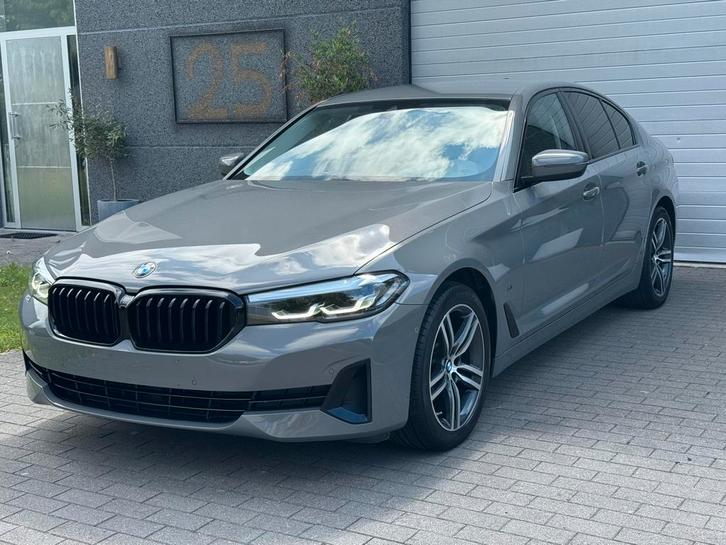 BMW 520d/ 2021- Hybride Elektrisch/Diesel-GEKEURD/GARANTIE, Auto's, BMW, Bedrijf, Te koop, 5 Reeks, 360° camera, Aangepast voor mindervaliden