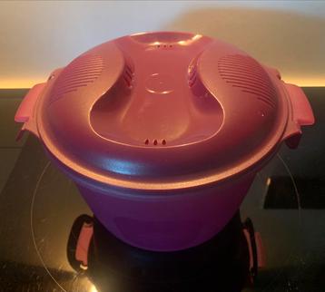 Tupperware - Rijst koker  disponible aux enchères