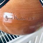 Poterie pique fleures, Enlèvement