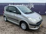 2006 - Peugeot - 1007 - 1.4 Urban - Personenauto, Auto's, Gebruikt, Overige brandstoffen, Bedrijf, Handgeschakeld