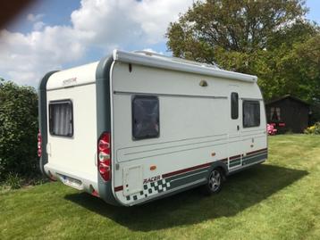Accueil Star 450 Racer Caravan, Poêle, 6 à 7 mètres, Lit fixe, Particulier