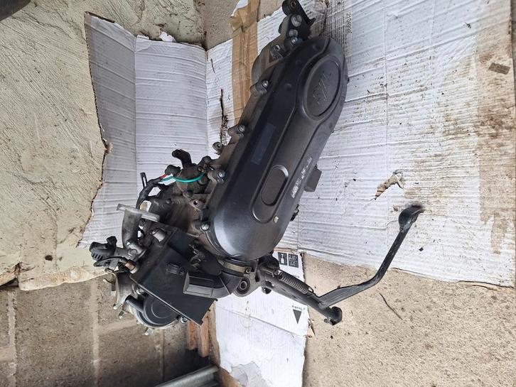 Diverse motorblok 50cc scooter sym X Pro fiddle orbit euro 5, Fietsen en Brommers, Brommeronderdelen | Algemeen, Zo goed als nieuw