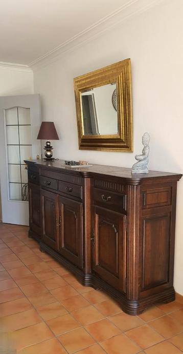 Massief eiken dressoir kast beschikbaar voor biedingen