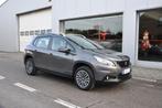 Peugeot 2008 new motor + apple car play / Androit auto, Auto's, Voorwielaandrijving, Stof, Gebruikt, Euro 6