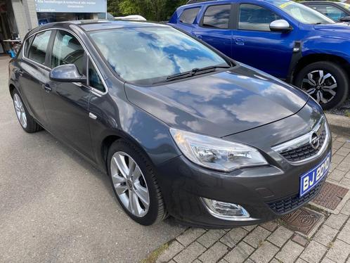 Opel Astra COSMO MET GARANTIE (bj 2010), Auto's, Opel, Bedrijf, Te koop, Astra, ABS, Airbags, Airconditioning, Boordcomputer, Centrale vergrendeling