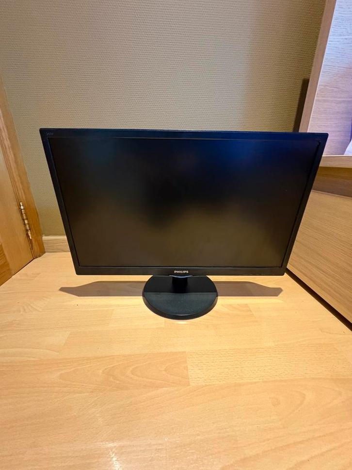 Philips 243V5LHAB/00, Computers en Software, Monitoren, Zo goed als nieuw, 61 t/m 100 Hz, HDMI, Ingebouwde speakers, TN, HD, Ophalen