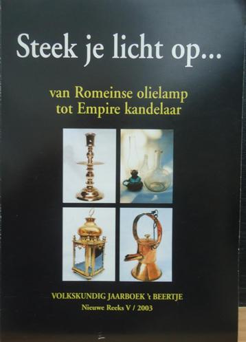 Steek je licht op... Van Romeinse olielamp tot Empire kandel beschikbaar voor biedingen