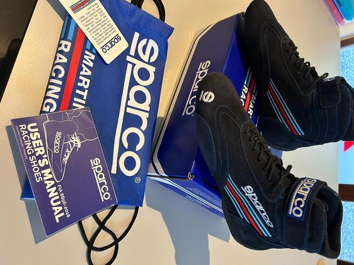 Chaussures SPARCO MARTINI neuves 42, Sport en Fitness, Karting, Nieuw, Kleding of Schoenen, Ophalen