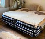 Hästens luxe merk boxspring., Huis en Inrichting, Slaapkamer | Boxsprings, Gebruikt, Blauw, 210 cm, Tweepersoons