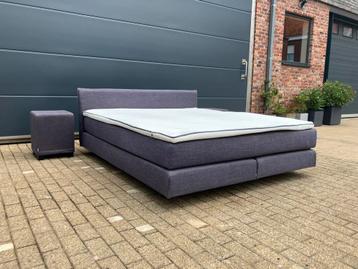 Auping Boxspring 180 x 200 in Topstaat! Incl Emma topper beschikbaar voor biedingen