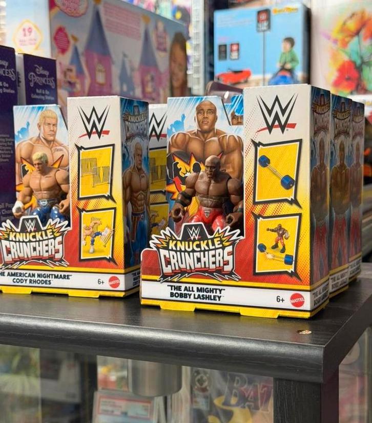 WWE Knuckles Crunchers figuur Bobby Lashley - Cody Rhodes, Verzamelen, Poppetjes en Figuurtjes, Nieuw, Ophalen of Verzenden