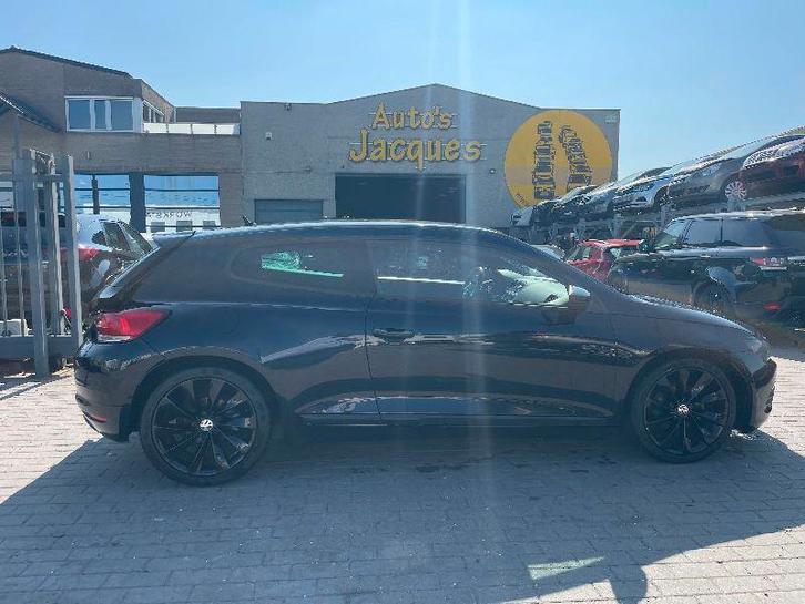 VOLKSWAGEN SIROCCO 1.4  TSI BENZINE 05/10, Auto's, Volkswagen, Bedrijf, Overige modellen, ABS, Centrale vergrendeling, Navigatiesysteem