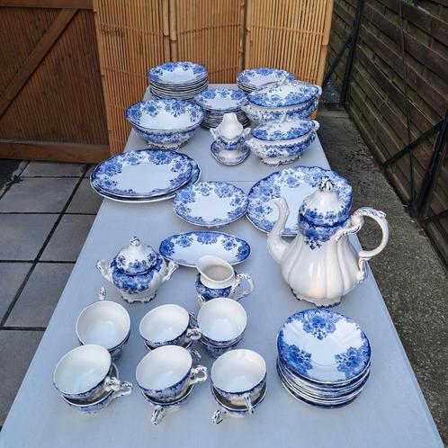 Boch Dordrecht service 12 personnes, Antiek en Kunst, Antiek | Servies compleet, Ophalen