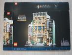 LEGO Politiebureau - modular building (100% compleet), Ophalen of Verzenden, Zo goed als nieuw, Complete set, Lego