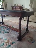 Salontafel in notelaar, Enlèvement