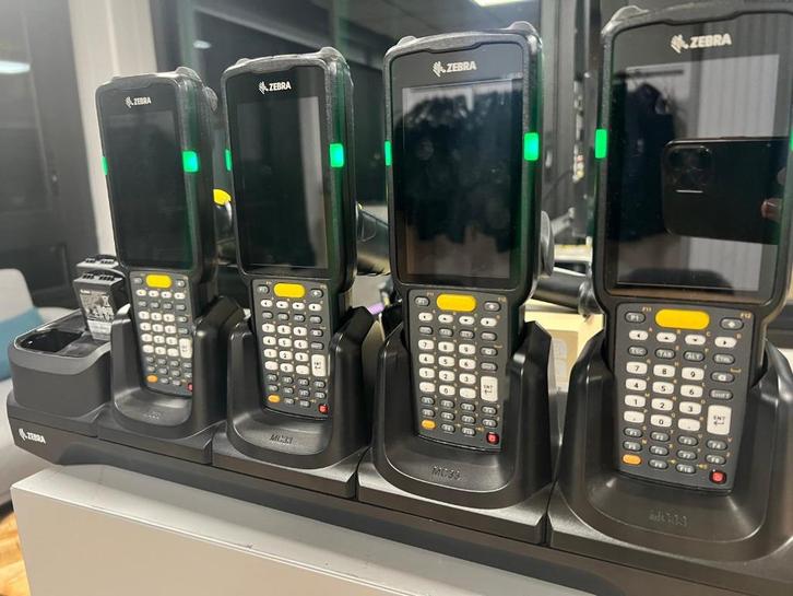 Lot 7 Zebra MC33 + oplader + 2 batterijen - Zeer goede staat, Computers en Software, Overige Computers en Software, Zo goed als nieuw