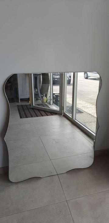 spiegel 75 x 92 van oude lavabotafel beschikbaar voor biedingen