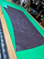 Bordeaux kleur tuigleer 2-2,5 mm dikte half soepel, Enlèvement ou Envoi, Comme neuf