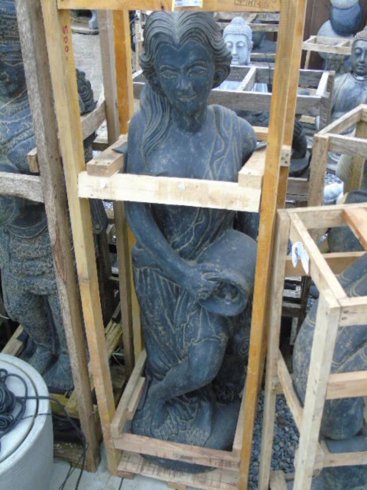 tuinfontein, groot stenen beeld, waterstraal, Tuin en Terras, Waterpartijen en Fonteinen, Nieuw, Fontein, Hardsteen, Ophalen