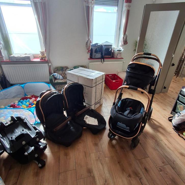 Ding brand - Ding Amigo kinderwagen, bouwjaar 2023, Kinderen en Baby's, Tweelingen en Meerlingen, Zo goed als nieuw, Kinderwagen of Buggy