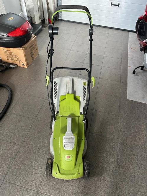 1200W elektrische grasmaaier in zeer goede staat, Tuin en Terras, Grasmaaiers, Zo goed als nieuw, Elektrische grasmaaier, 30 t/m 39 cm